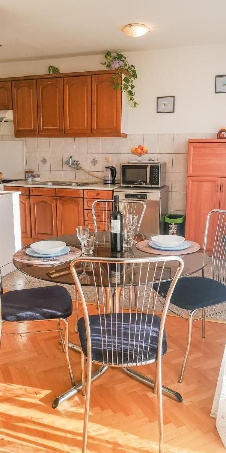 Apartment Ariademar Koromacno