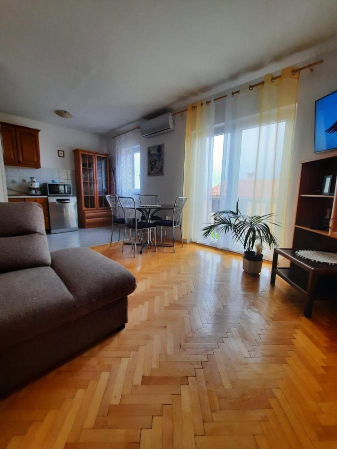 Ariademar Apartamento Koromačno